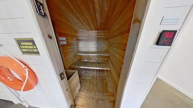 Dry Sauna